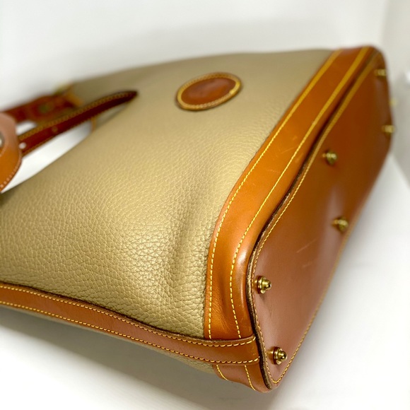 DOONEY & BOURKE💥VINTAGE💥All Weather Leather Bag - Picture 4 of 11